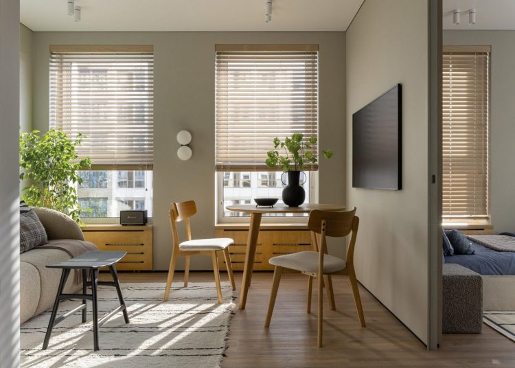 Vastu shastra alapon tervezett otthon: négyfős család 60m2-en,  tudatos térszervezés