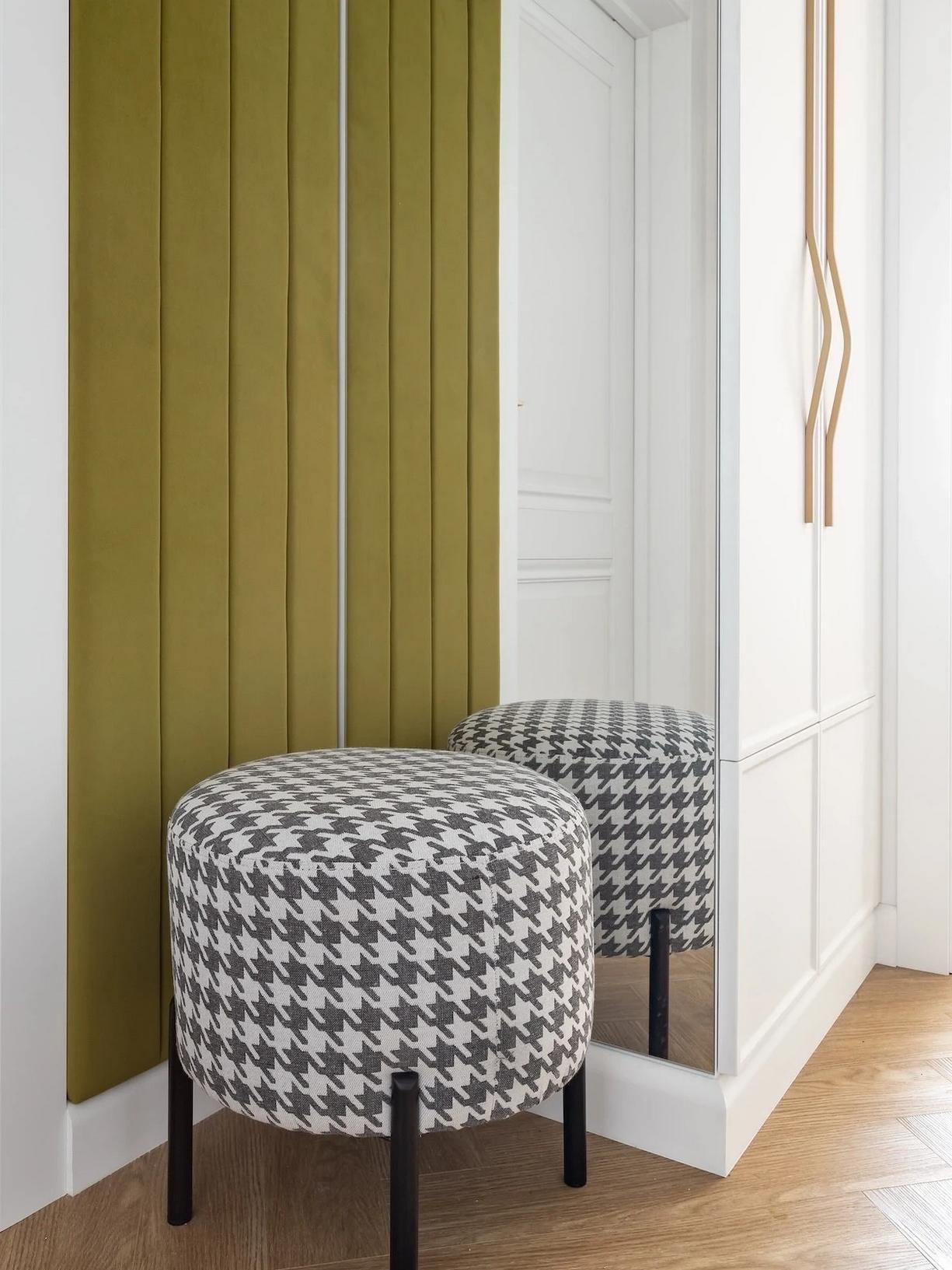 Bátor választások! Egyedi és színes egyszobás lakás 40m2-en, fiatal nő otthona Bátor választások! Egyedi és színes egyszobás lakás 40m2-en, fiatal nő otthona