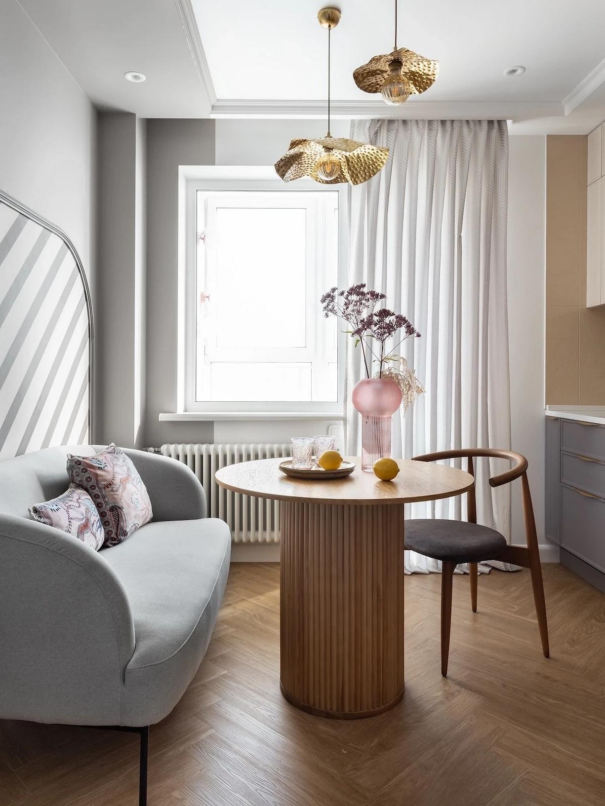 Bátor választások! Egyedi és színes egyszobás lakás 40m2-en, fiatal nő otthona Bátor választások! Egyedi és színes egyszobás lakás 40m2-en, fiatal nő otthona