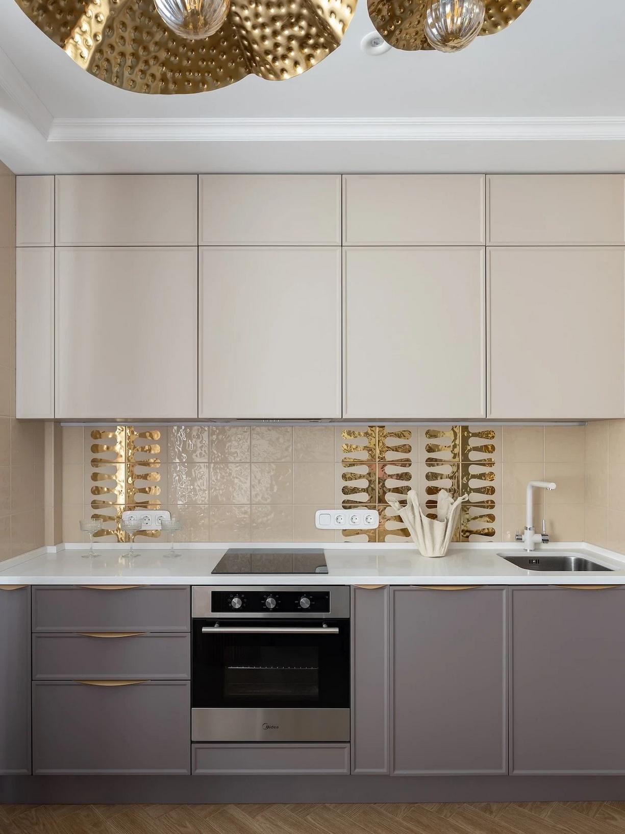 Bátor választások! Egyedi és színes egyszobás lakás 40m2-en, fiatal nő otthona Bátor választások! Egyedi és színes egyszobás lakás 40m2-en, fiatal nő otthona