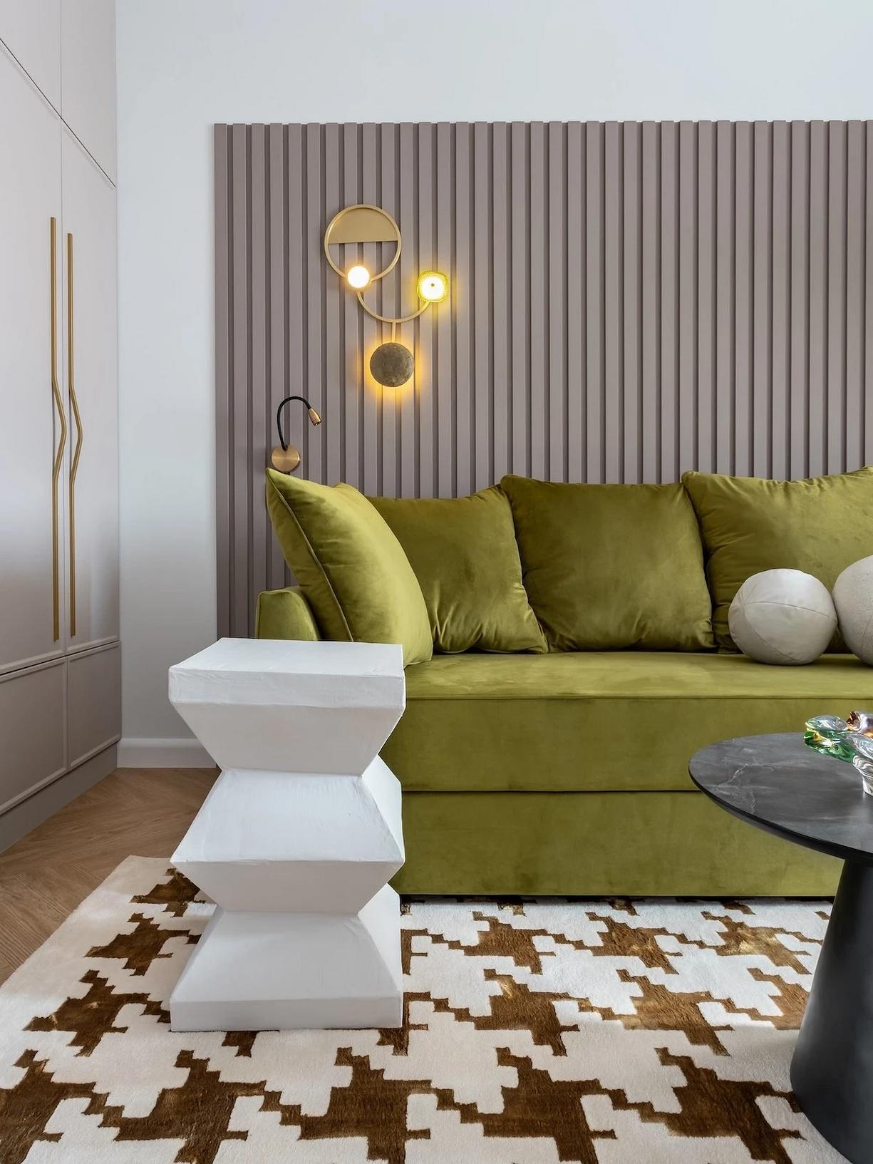 Bátor választások! Egyedi és színes egyszobás lakás 40m2-en, fiatal nő otthona Bátor választások! Egyedi és színes egyszobás lakás 40m2-en, fiatal nő otthona