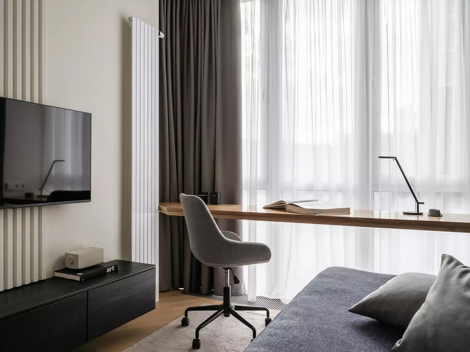 Család új építésű lakása szabálytalan alaprajzzal - letisztult, elegáns enteriőr Család új építésű lakása szabálytalan alaprajzzal - letisztult, elegáns enteriőr