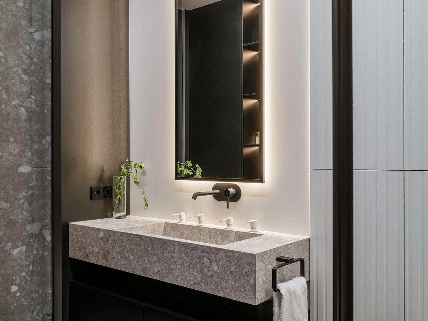 Család új építésű lakása szabálytalan alaprajzzal - letisztult, elegáns enteriőr Család új építésű lakása szabálytalan alaprajzzal - letisztult, elegáns enteriőr