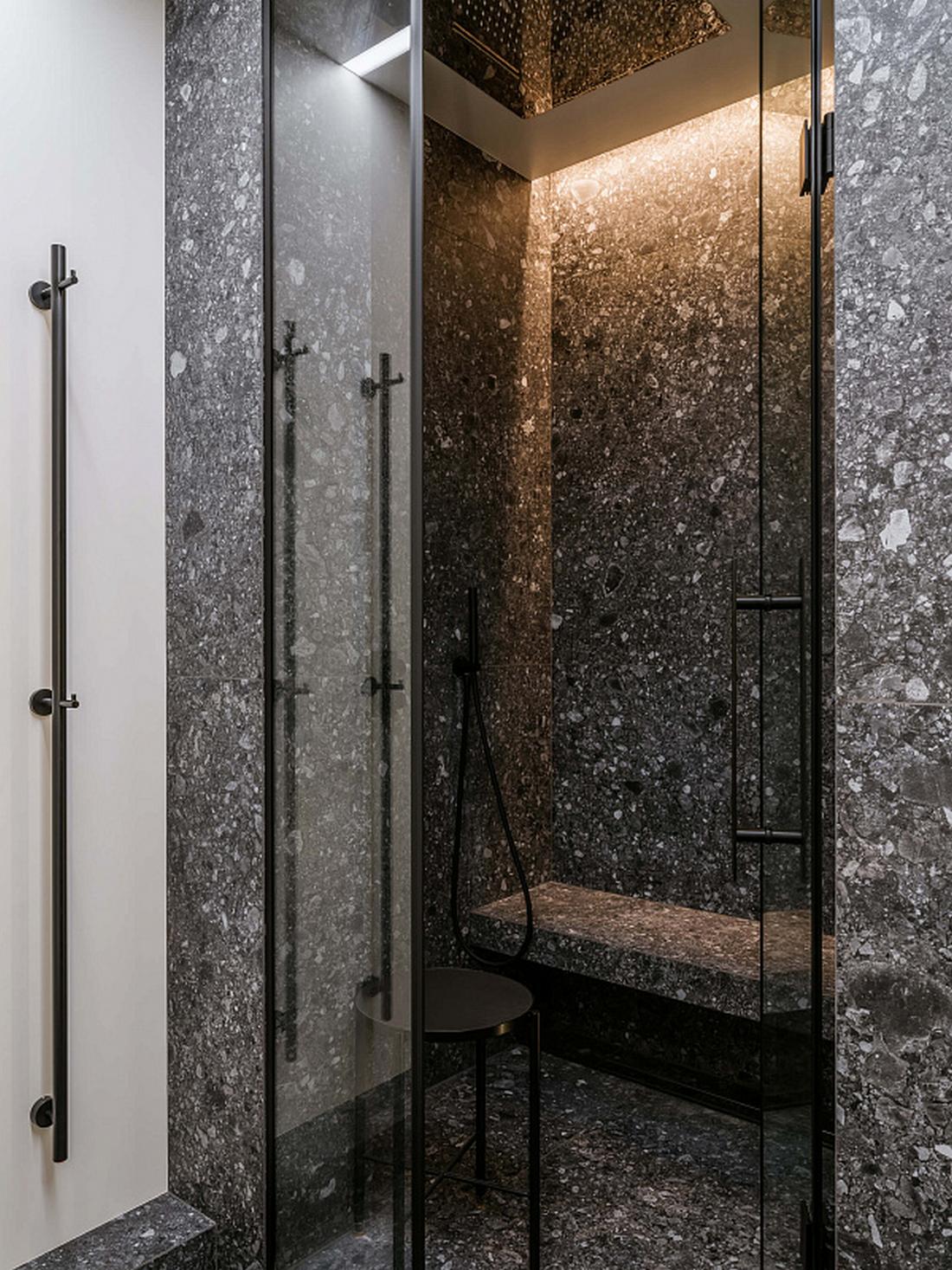 Család új építésű lakása szabálytalan alaprajzzal - letisztult, elegáns enteriőr Család új építésű lakása szabálytalan alaprajzzal - letisztult, elegáns enteriőr