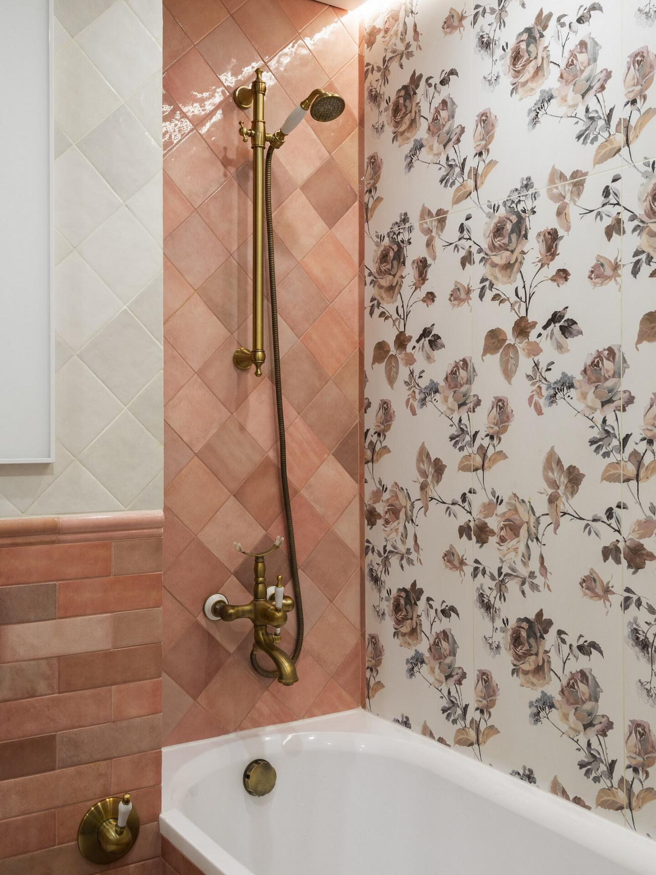 Fiatal doktornő szépen berendezett egyszobás kis lakása - romantikus enteriőr