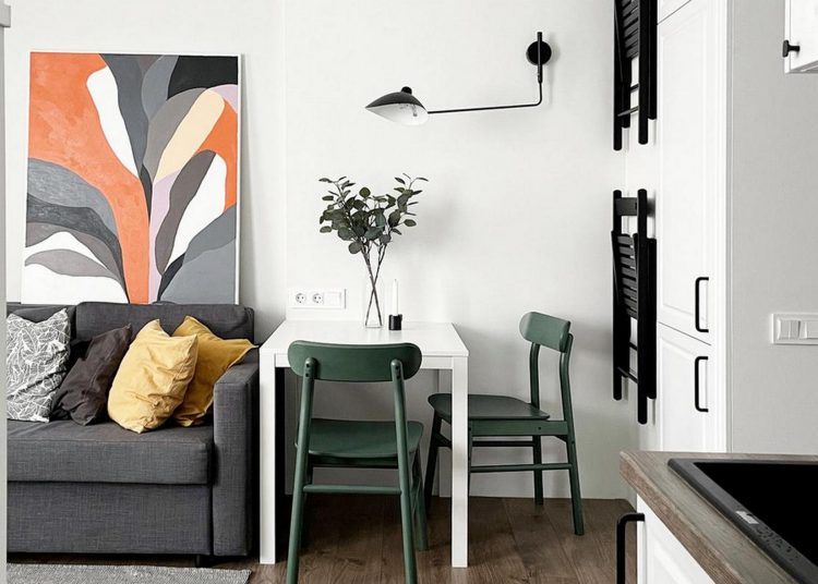 Jól átgondolt tervezés és költséghatékony skandináv stílus mutatja nagyobbnak a 28m2-es lakást