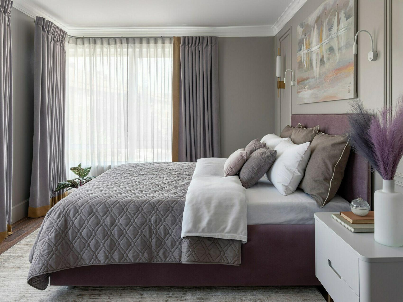 Négy szoba, két szint, több stílus: lakás, ahol a klasszikus részletek és a modern funkcionalitás találkoznak Négy szoba, két szint, több stílus: lakás, ahol a klasszikus részletek és a modern funkcionalitás találkoznak