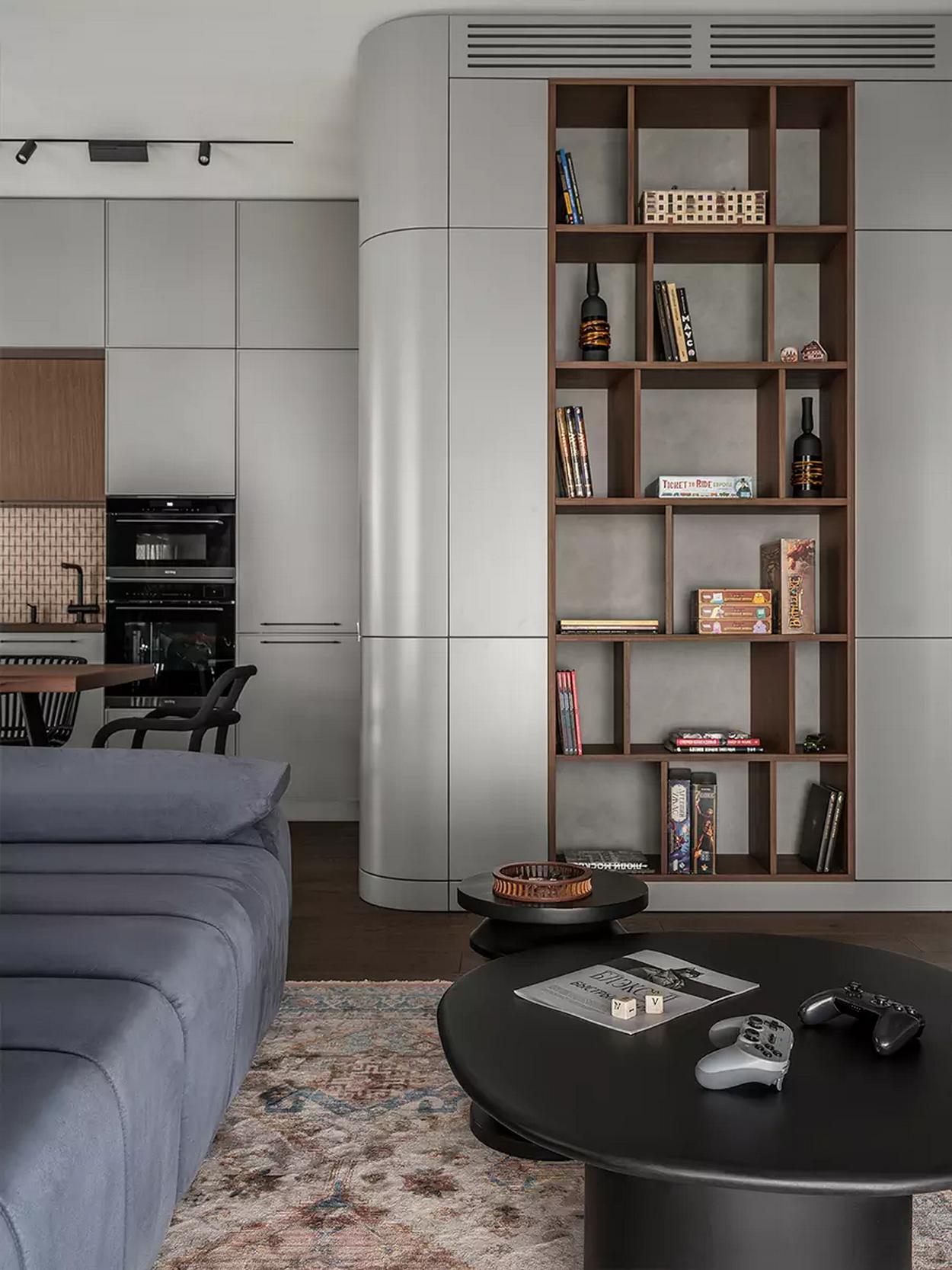 Sok polcot és szekrényt kért a fiatal férfi új otthonának berendezésében - 58m2