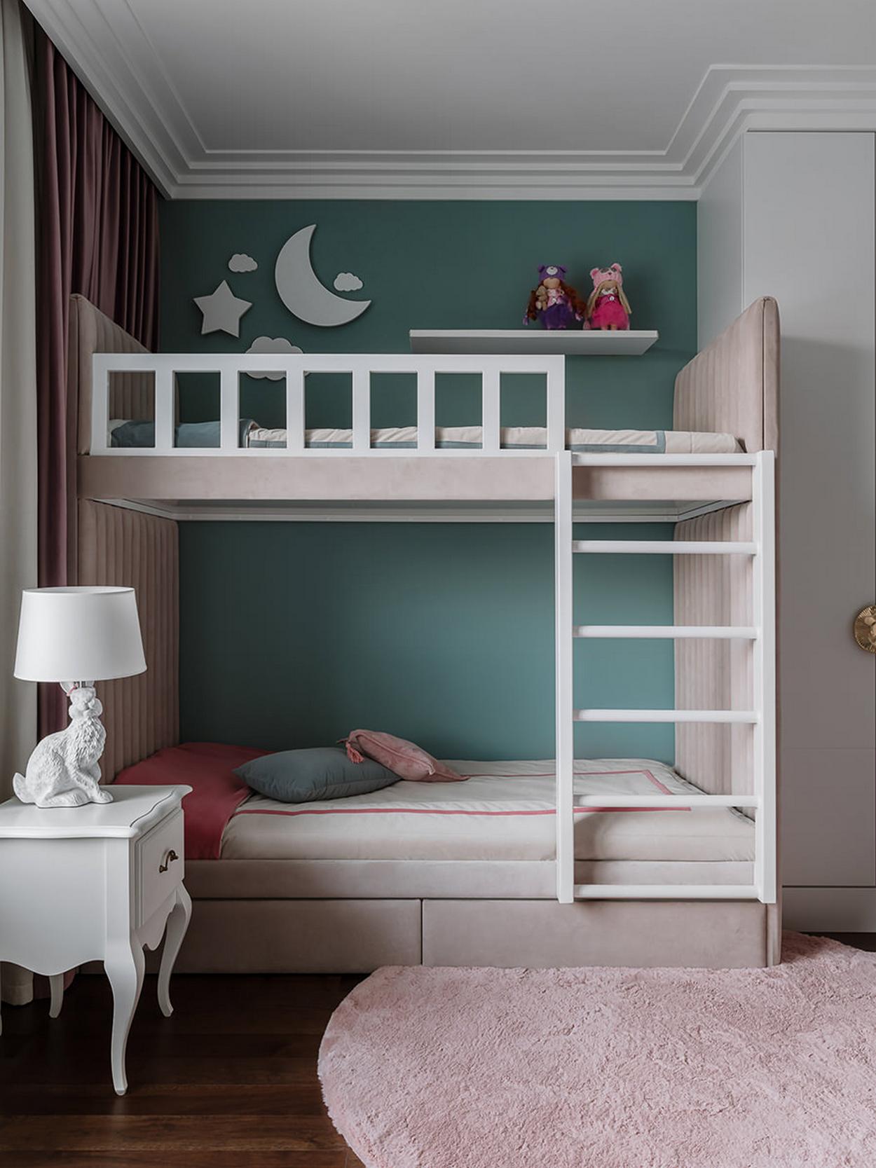 Vidéki ház színes, modern klasszikus berendezése: háromgyermekes család szép otthona Vidéki ház színes, modern klasszikus berendezése: háromgyermekes család szép otthona