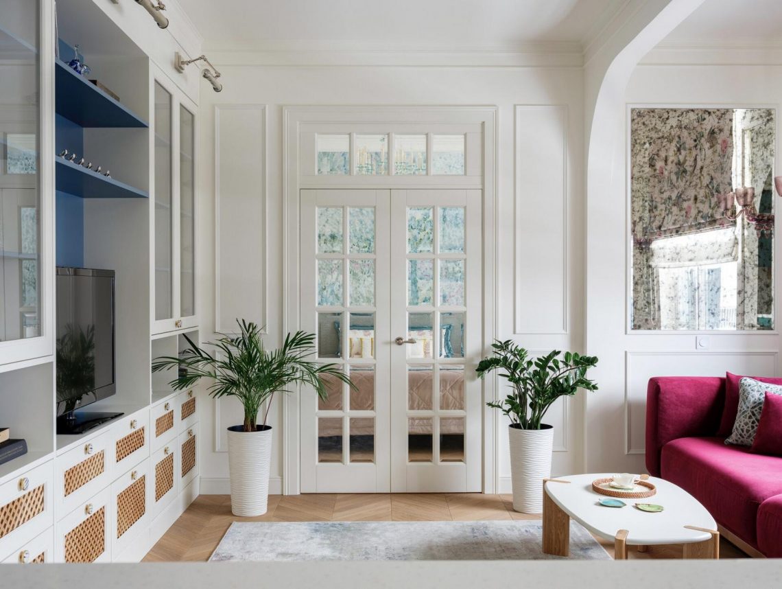 Ékszerdobozként berendezett lakás merész, játékos, színes megoldásokkal