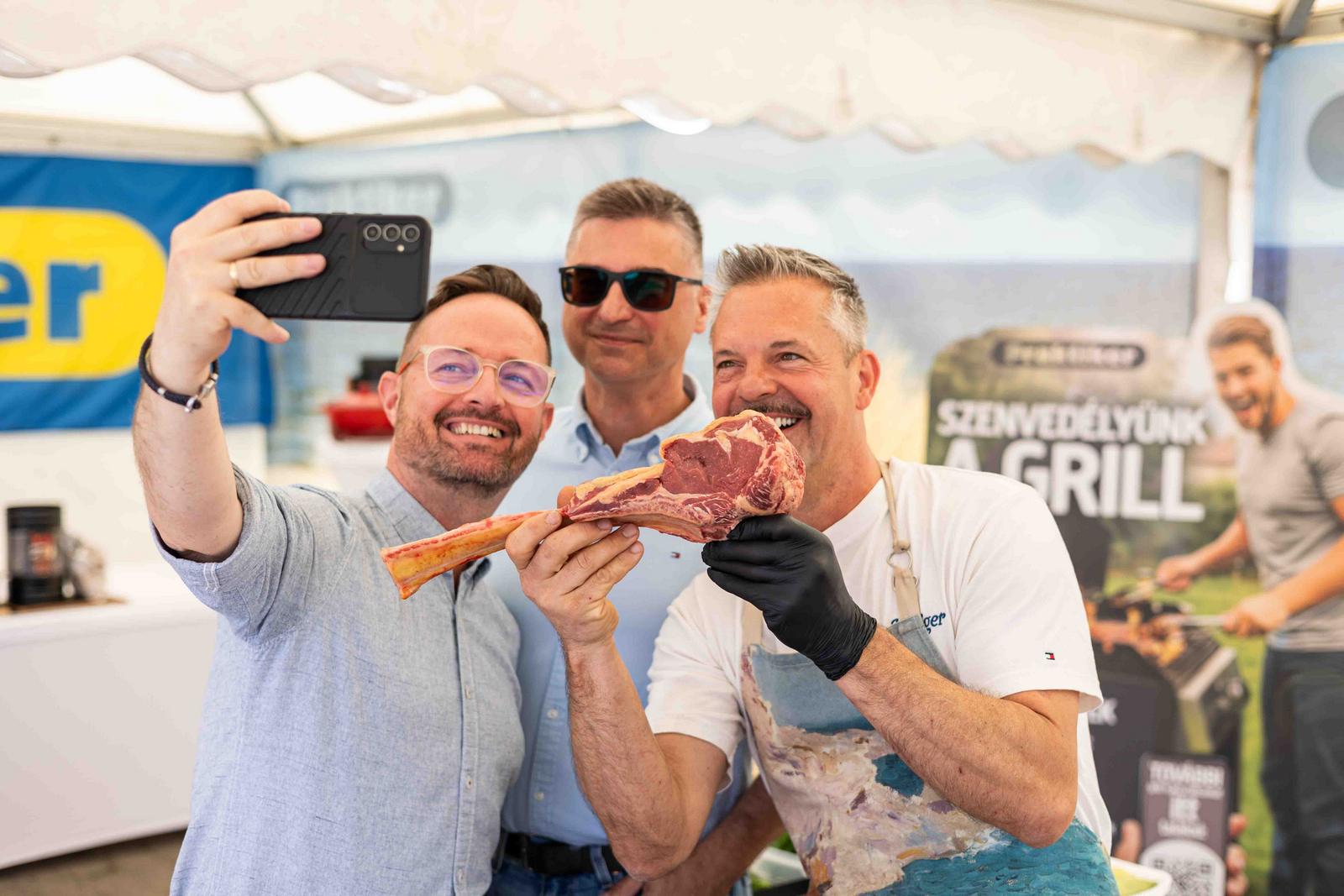 A grillezés akár a legkisebb erkélyen is gasztroélmény: Grillkalauz 2025-re