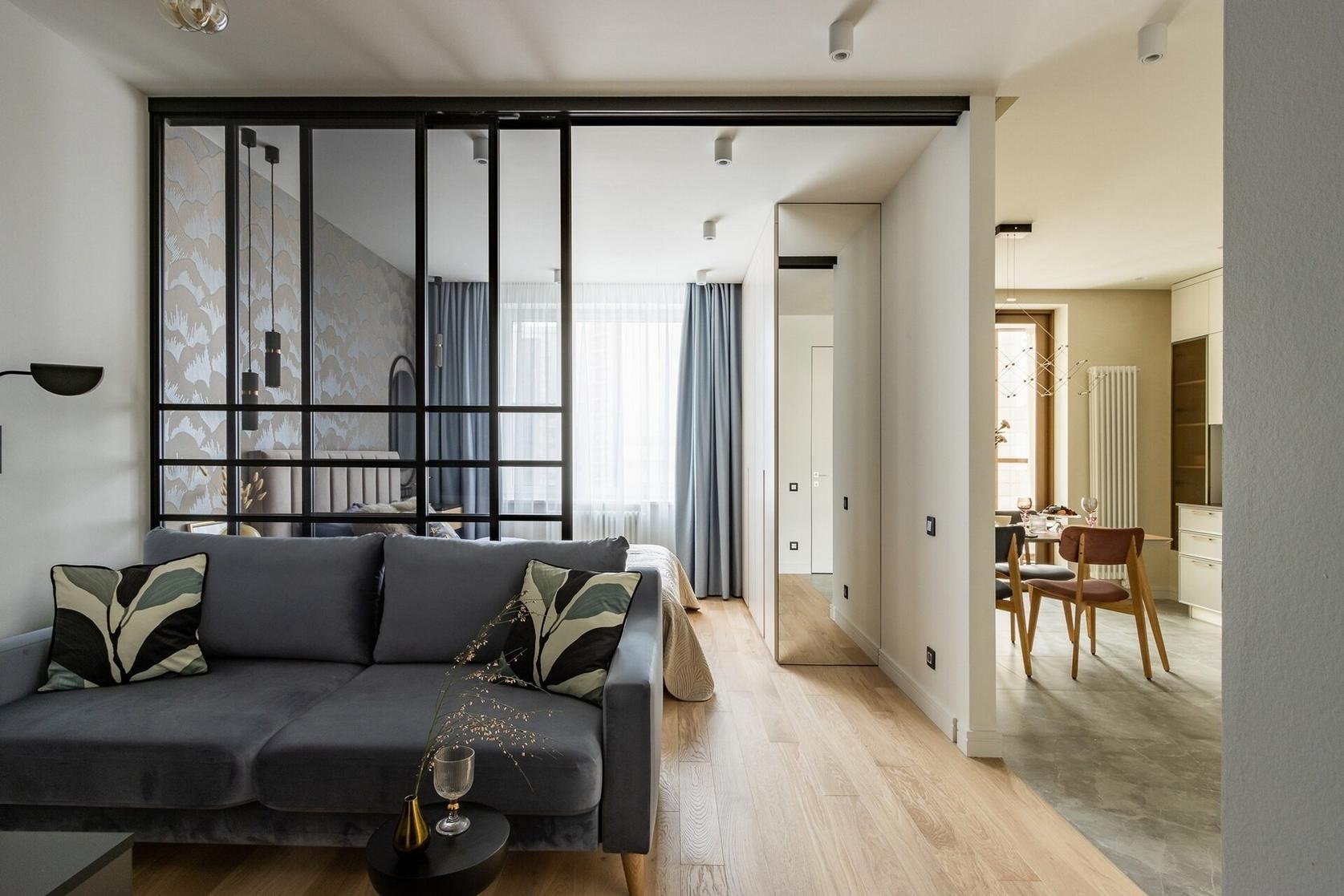 Hogyan alakították át az egyszobás lakásban a konyha‑étkező, hálószoba és nappali zónáit Hogyan alakították át az egyszobás lakásban a konyha‑étkező, hálószoba és nappali zónáit