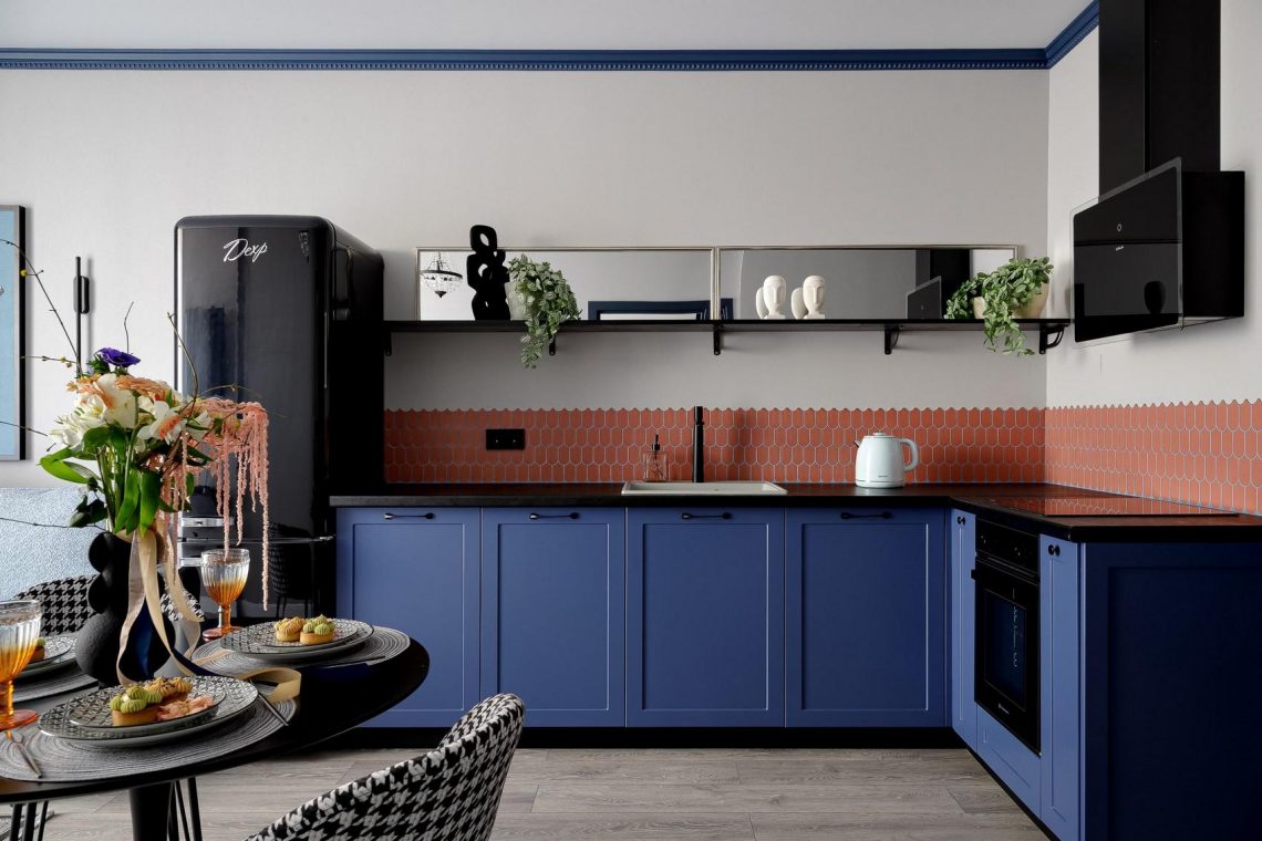 Kényelmes és látványos enteriőr korlátozott költségkeret mellett? Példa 43m2-es lakásban