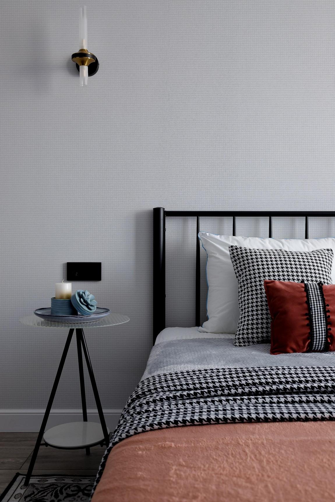 Kényelmes és látványos enteriőr korlátozott költségkeret mellett? Példa 43m2-es lakásban Kényelmes és látványos enteriőr korlátozott költségkeret mellett? Példa 43m2-es lakásban