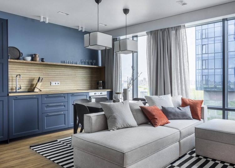 Költségkímélő megoldások és színek: új építésű 52m2-es lakás berendezése