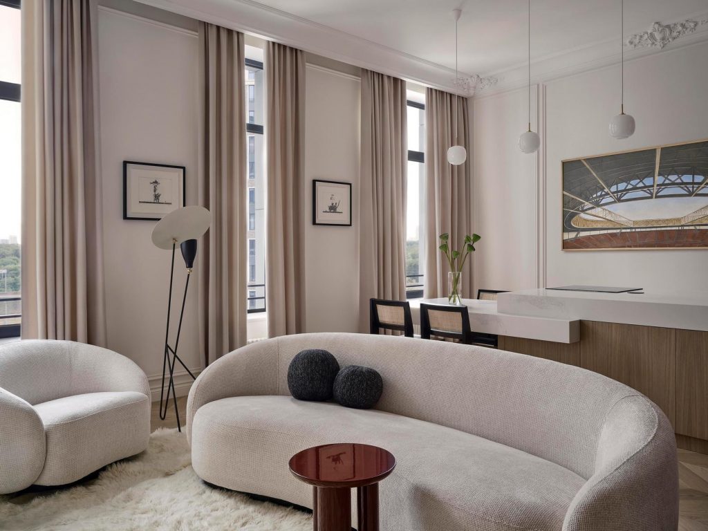 Kortárs elegancia és párizsi sikk, 68m2-es lakás klasszikus alapokon