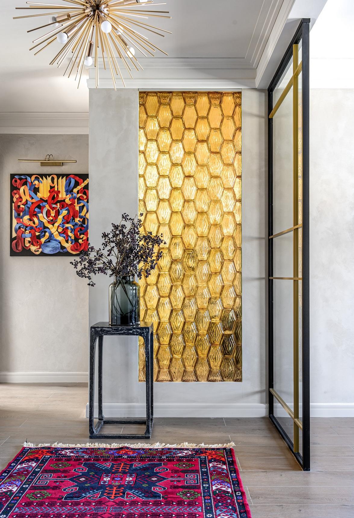 Kortárs klasszikus enteriőr art déco részletekkel