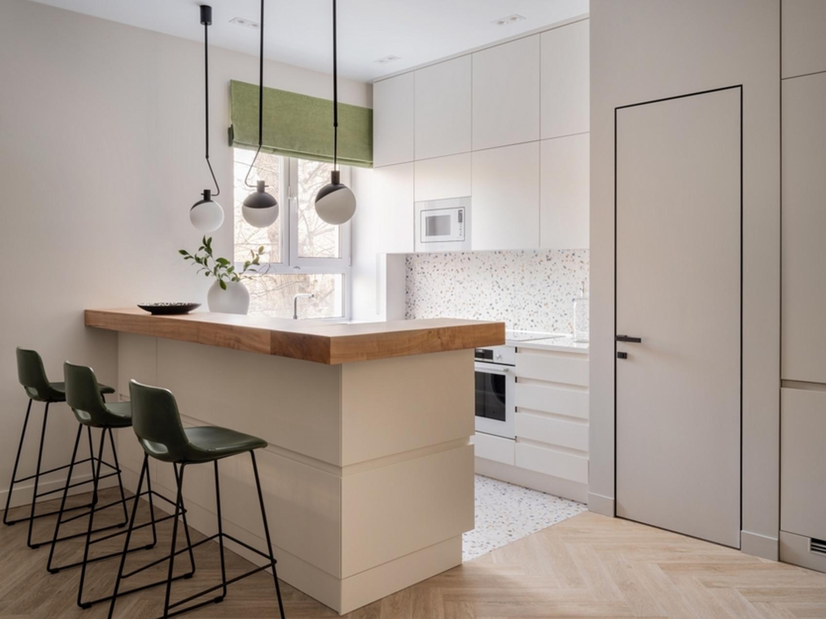 Limezöld részletek és izgalmas gyerekszoba egy családi otthon enteriőrjében Limezöld részletek és izgalmas gyerekszoba egy családi otthon enteriőrjében