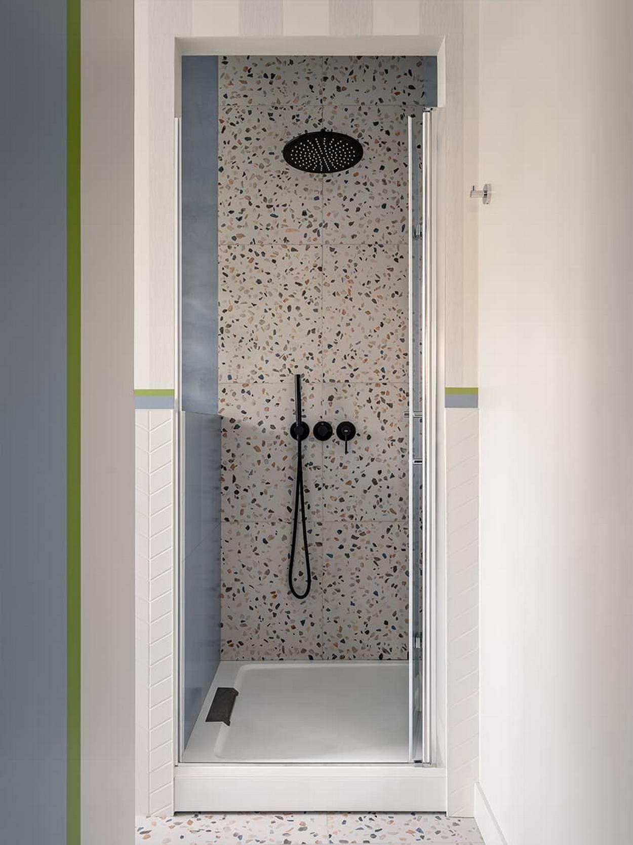 Limezöld részletek és izgalmas gyerekszoba egy családi otthon enteriőrjében Limezöld részletek és izgalmas gyerekszoba egy családi otthon enteriőrjében