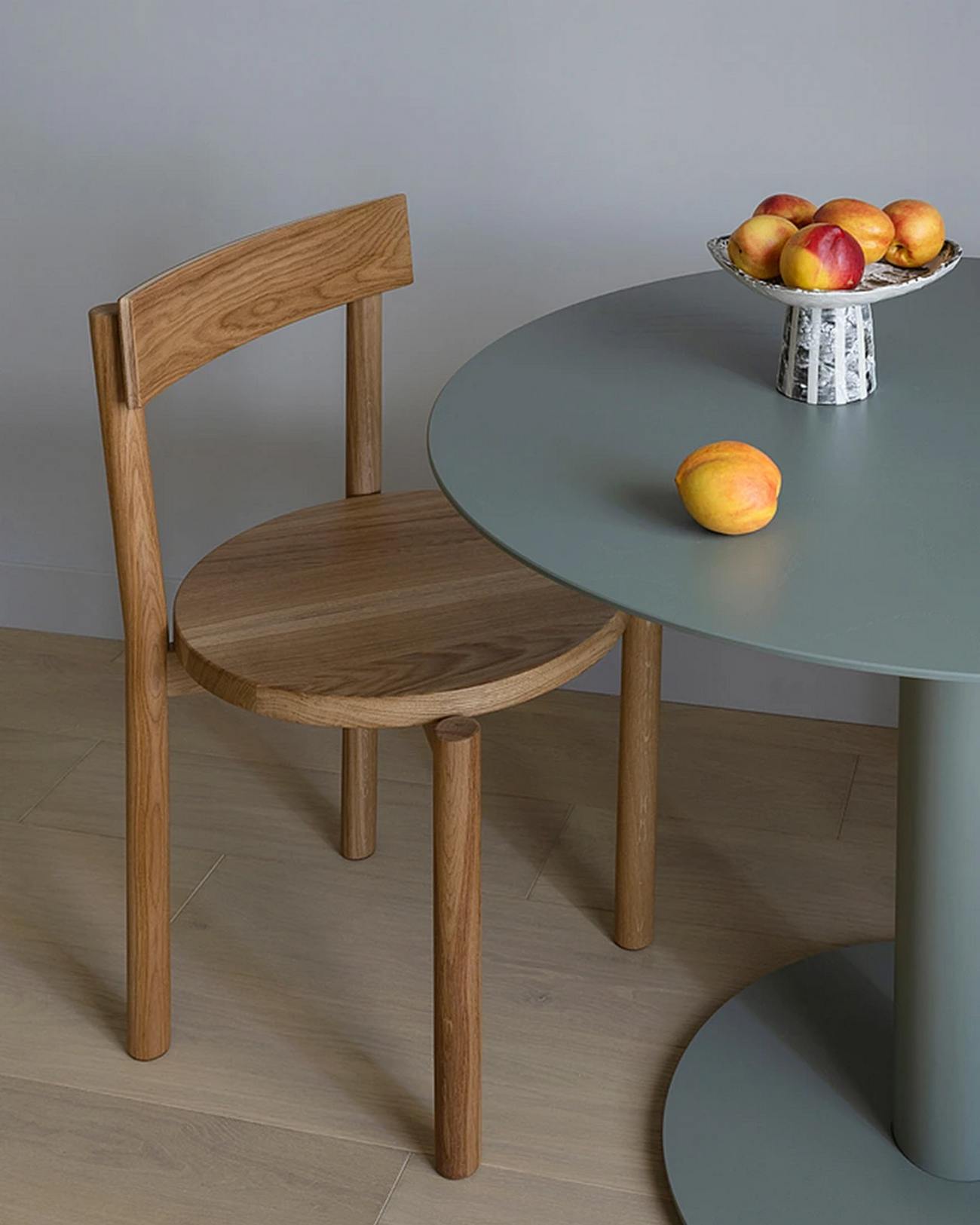 Portugália ihlette a fiatal pár lakásának színvilágát; kis konyhasziget és ablakos fürdő Portugália ihlette a fiatal pár lakásának színvilágát; kis konyhasziget és ablakos fürdő