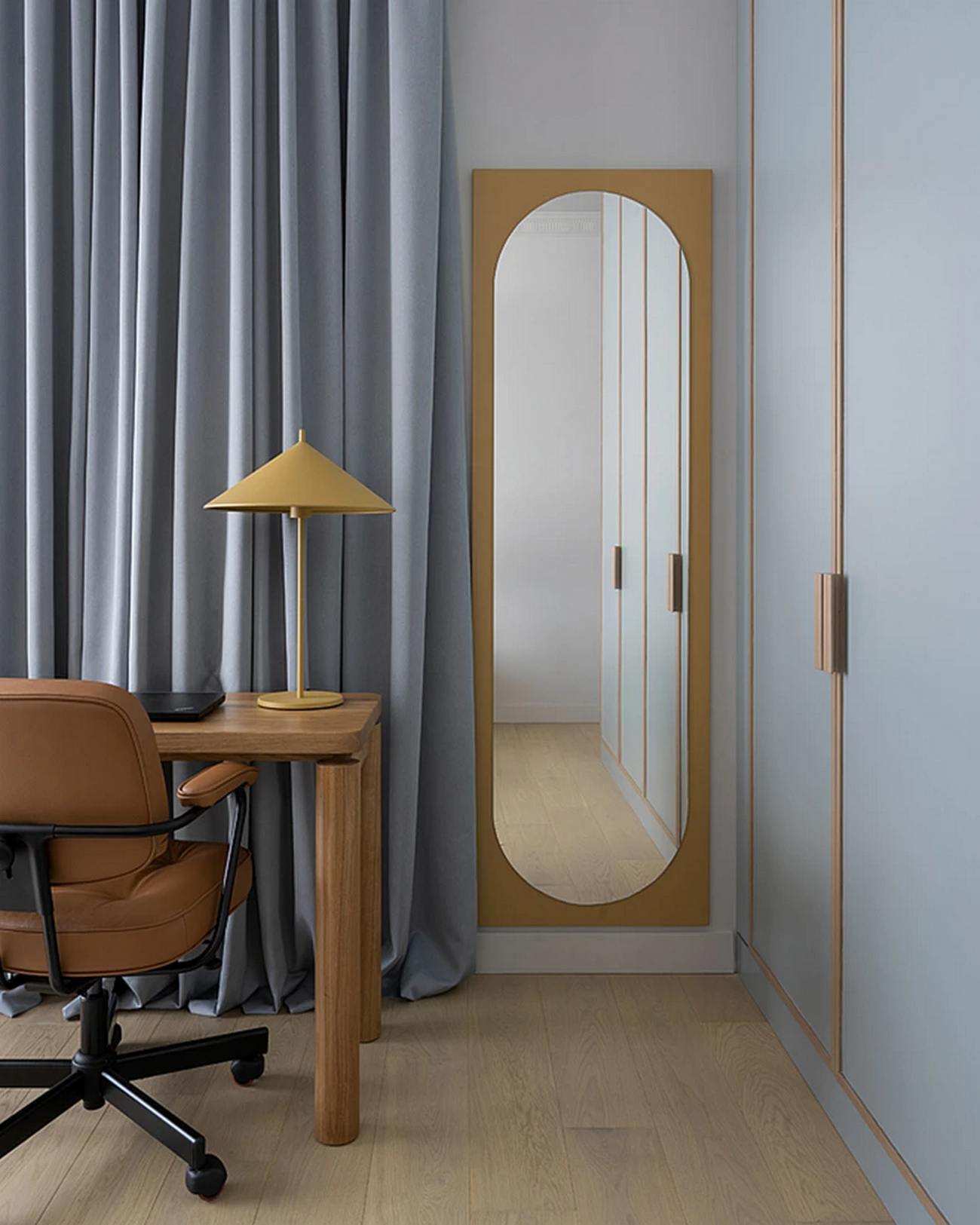 Portugália ihlette a fiatal pár lakásának színvilágát; kis konyhasziget és ablakos fürdő Portugália ihlette a fiatal pár lakásának színvilágát; kis konyhasziget és ablakos fürdő