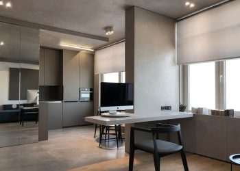 A teherhordó oszlopot asztallappal egészítették ki, látványos a lábak nélküli kialakítás