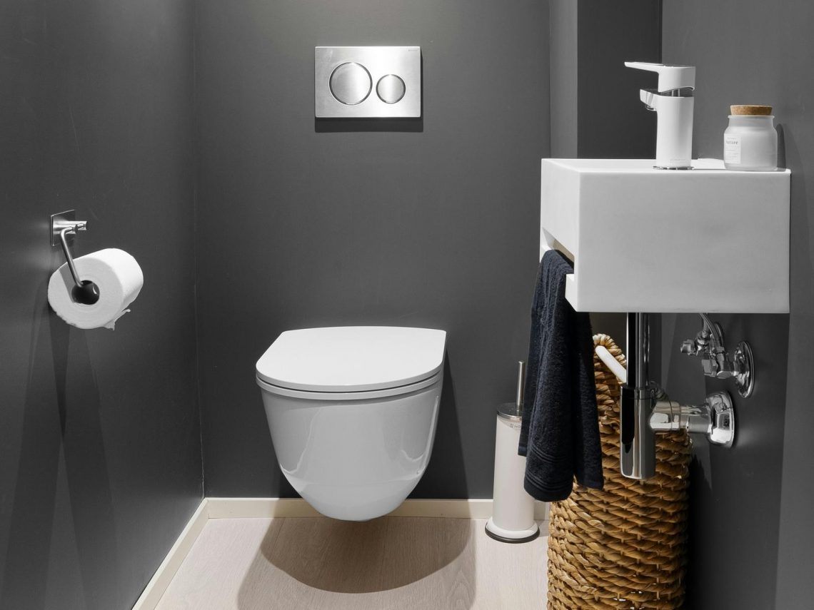 WC ülőkék extra funkciókkal: kényelem, higiénia és tudatos térhasználat a mosdóban is