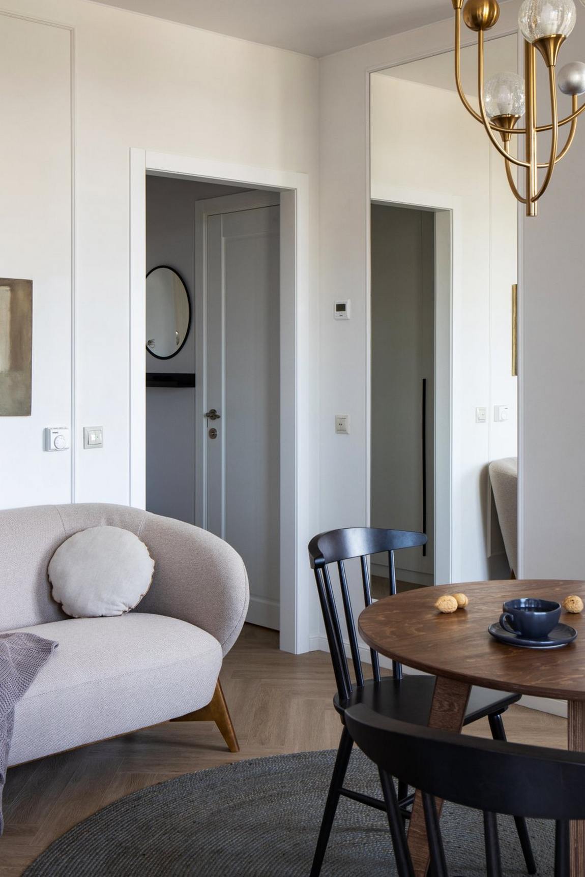 Egyszerűen, mégis hatásosan rendeznéd be a lakásod? Íme 8 ötlet egy 32m2-es projektből