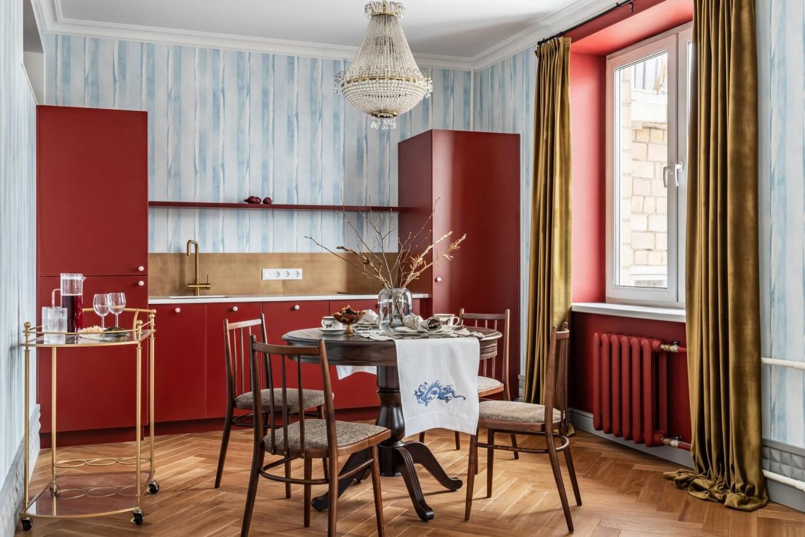 Érzelmekkel teli, színes lakásberendezés, amelybe könnyű beleszeretni