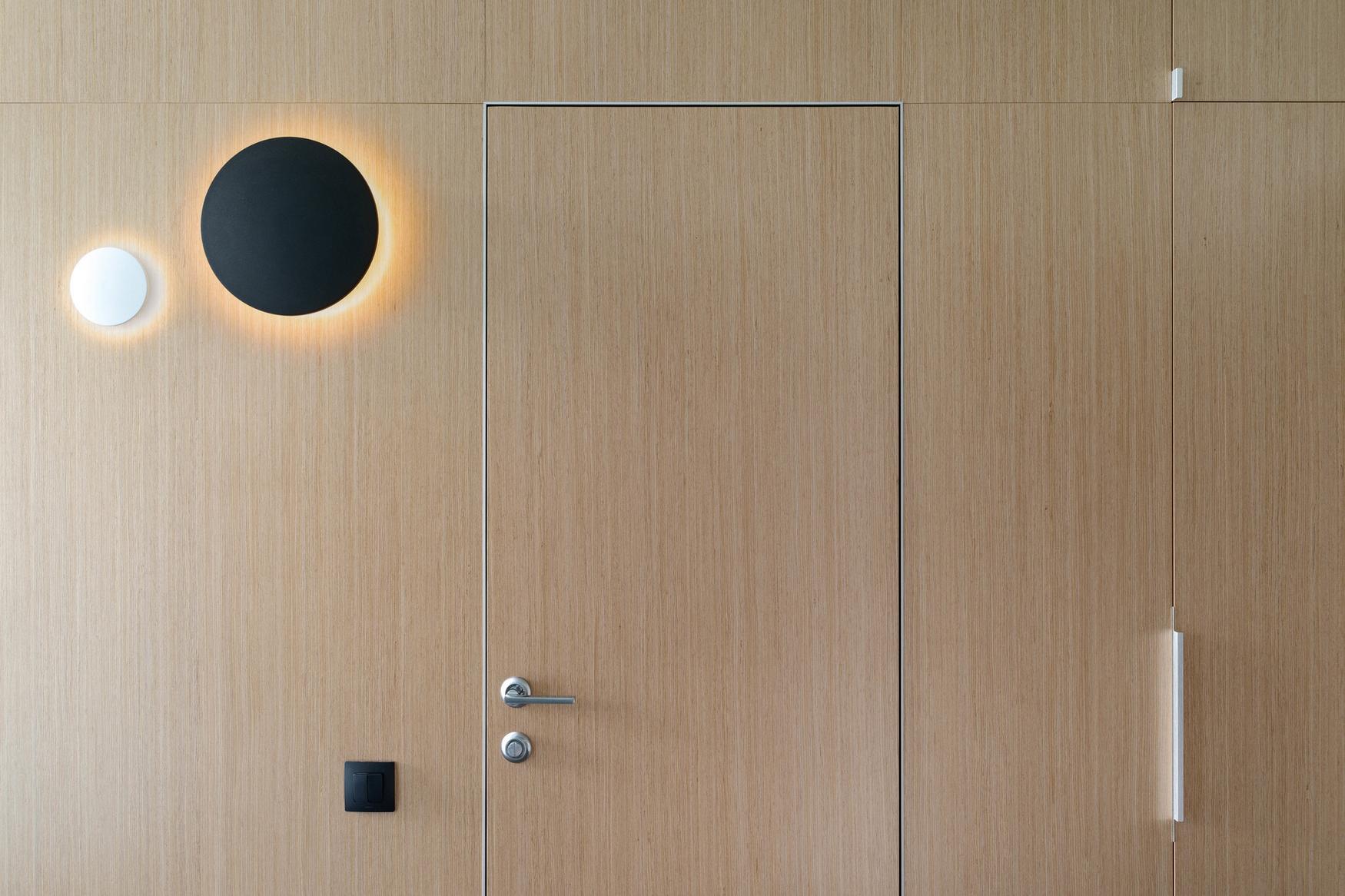 Extrák és túlköltekezés nélkül kellett stílusosan berendezni a férfi otthonát