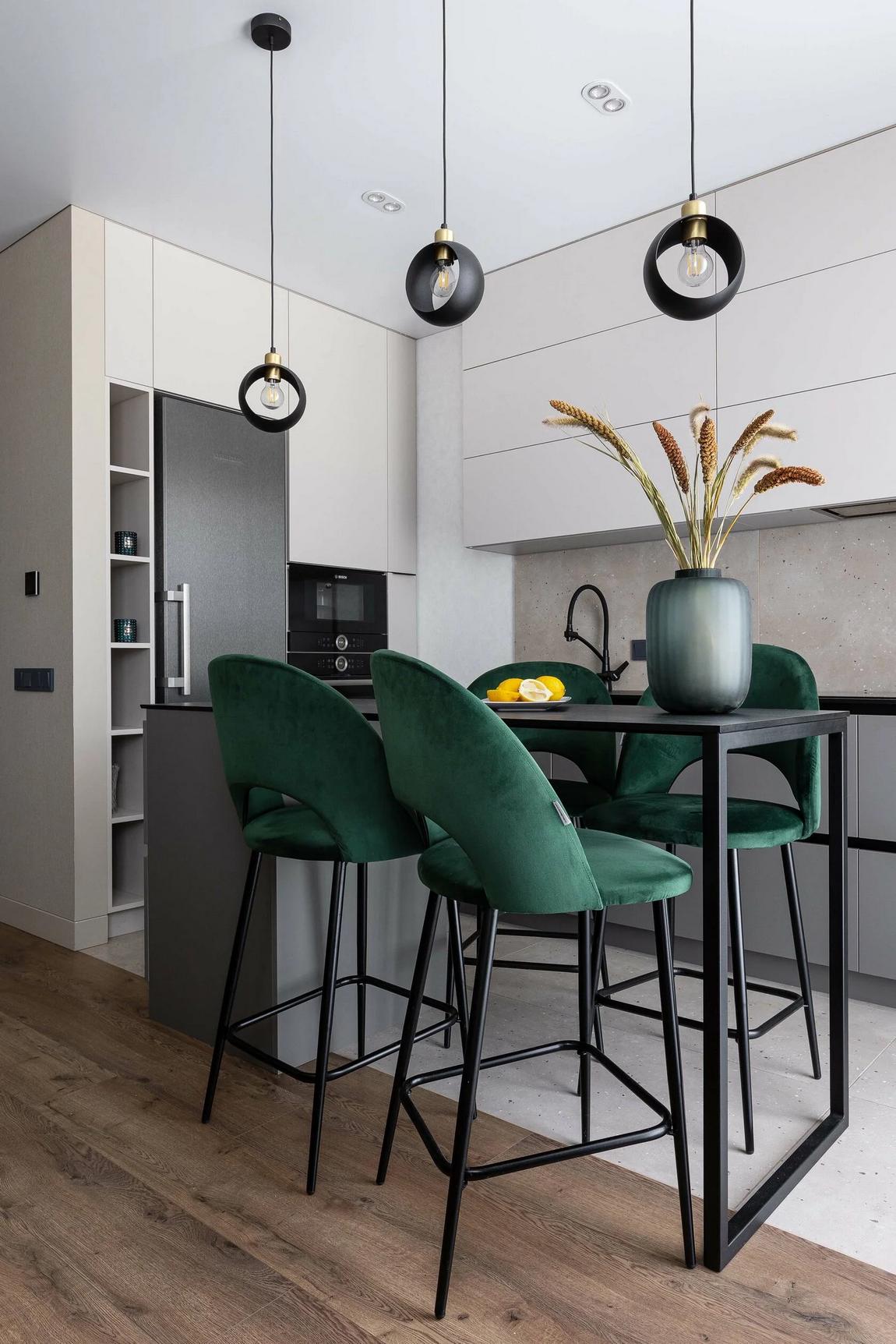 Falak nélkül átvett üres tér berendezése lakóparkban: fiatal pár lakása Falak nélkül átvett üres tér berendezése lakóparkban: fiatal pár lakása