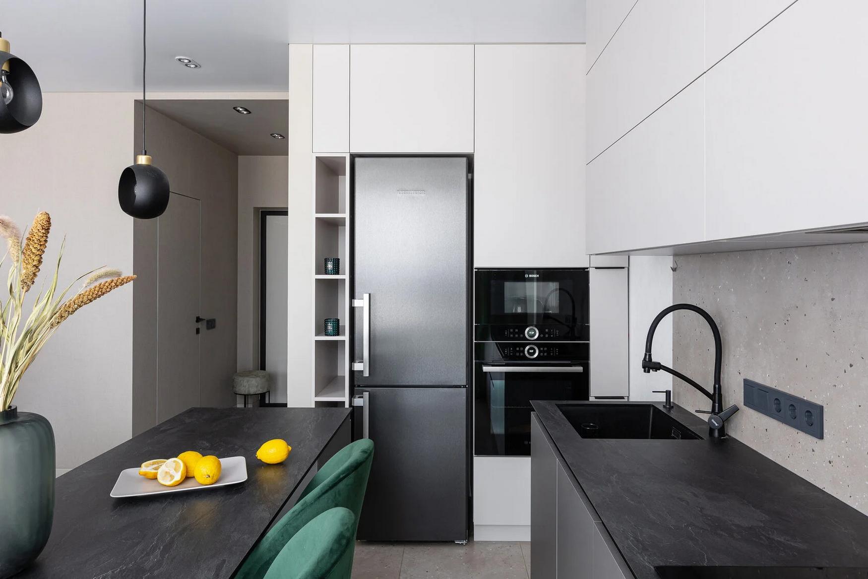 Falak nélkül átvett üres tér berendezése lakóparkban: fiatal pár lakása Falak nélkül átvett üres tér berendezése lakóparkban: fiatal pár lakása