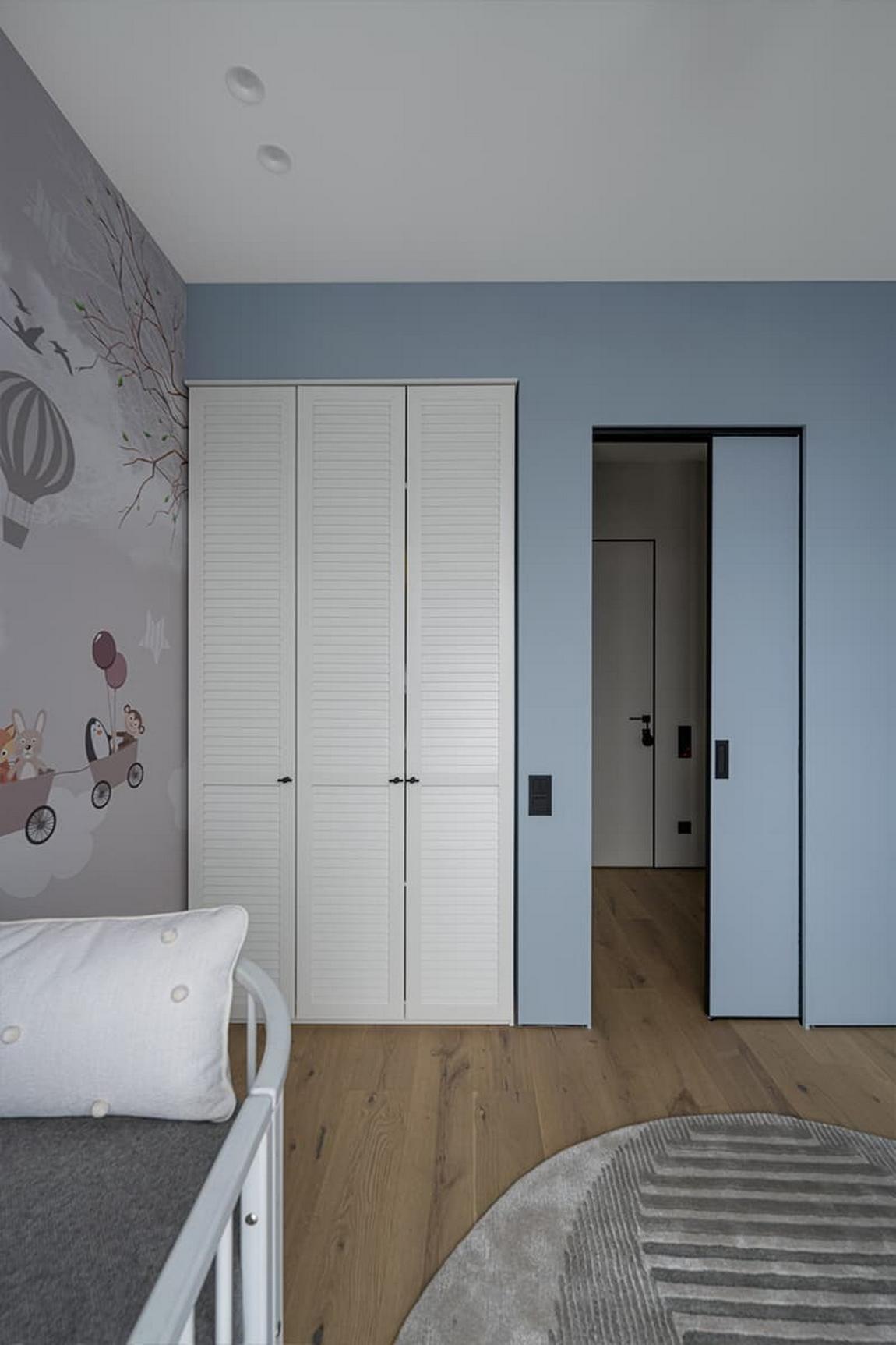 Gyerekszoba kellett a pár 54 m2-es lakásában, átépítésre volt szükség Gyerekszoba kellett a pár 54 m2-es lakásában, átépítésre volt szükség