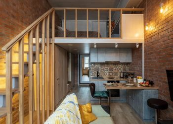 Így lett hangulatos kétszintes loft egy 30m2-es kis lakásból