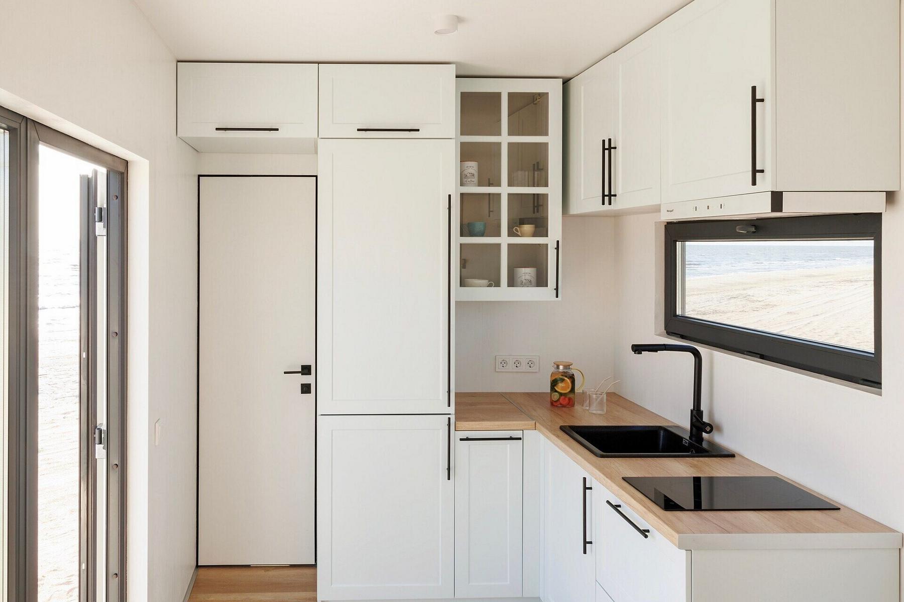 ilyen-szuper-kis-30m2-es-teraszos-haz-alakithato-ki-egyetlen-fem-kontenerbol ilyen-szuper-kis-30m2-es-teraszos-haz-alakithato-ki-egyetlen-fem-kontenerbol