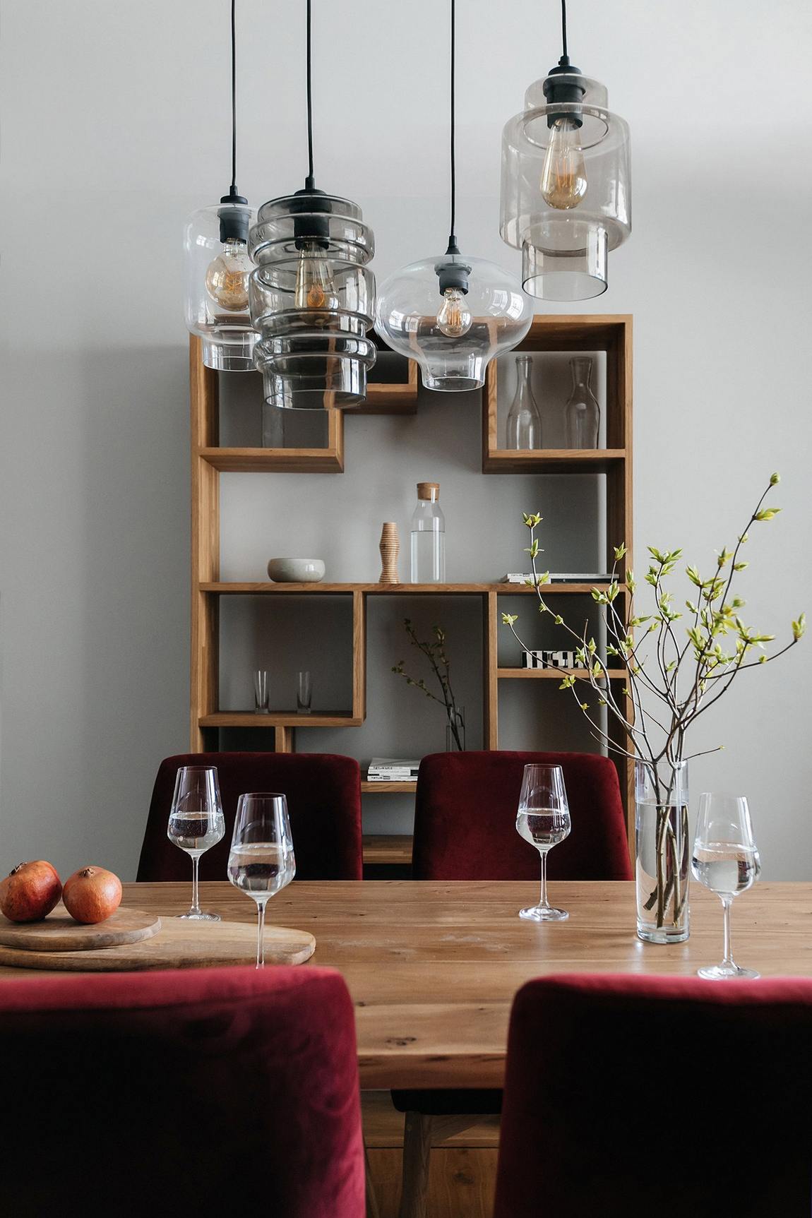 Jó alaprajz, tapéták és gyümölcsök színe család lakóparkban vásárolt lakásában Jó alaprajz, tapéták és gyümölcsök színe család lakóparkban vásárolt lakásában