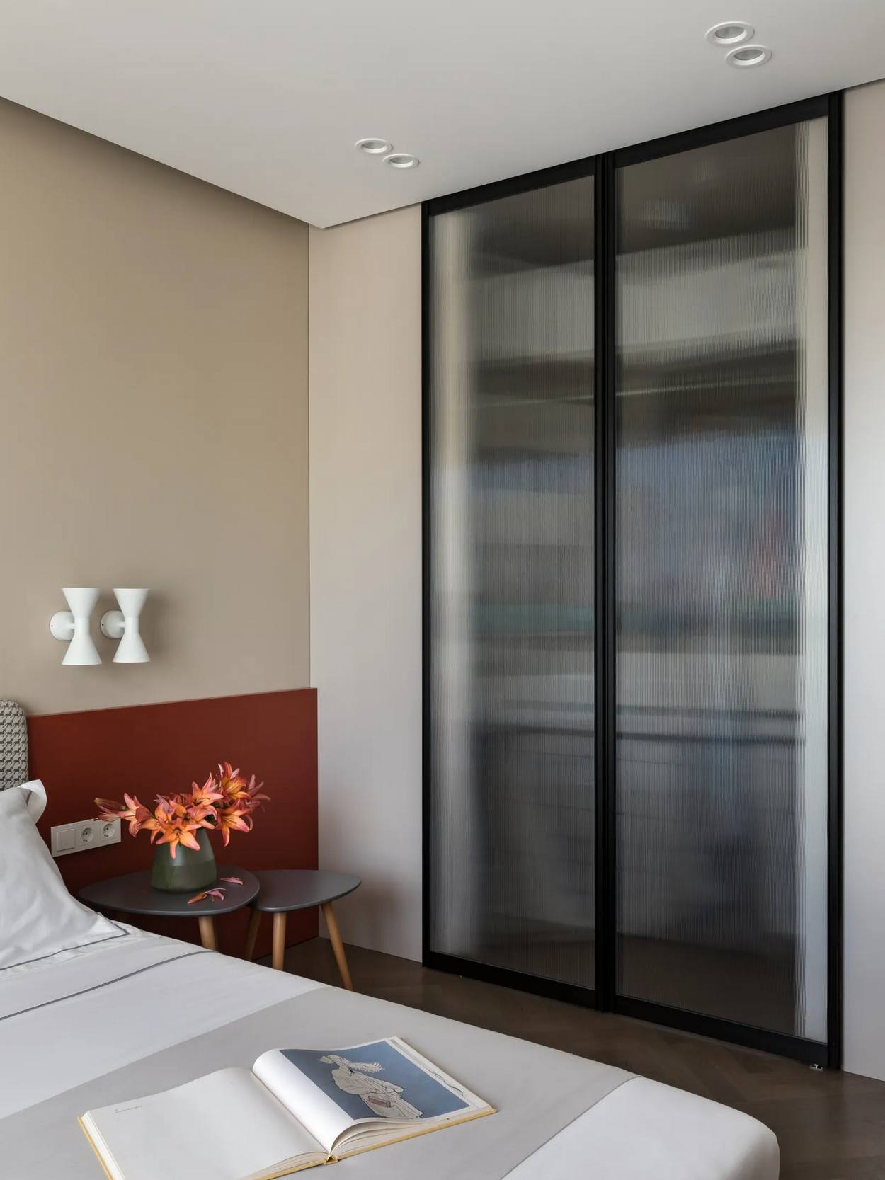 Kék konyháról álmodott a család - új építésű lakás berendezése, 69 m² Kék konyháról álmodott a család - új építésű lakás berendezése, 69 m²