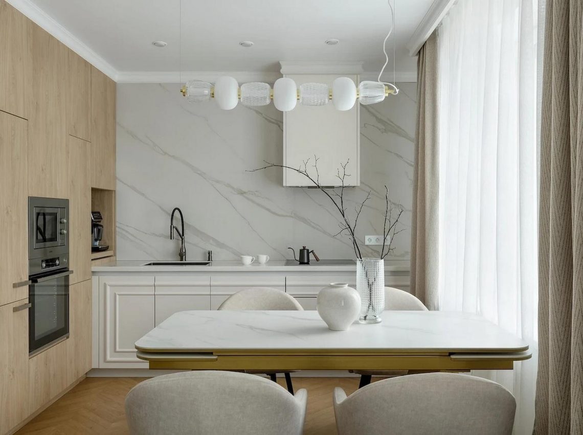 Két gyerek egy szobában: négyfős család otthonos, háromszobás lakása