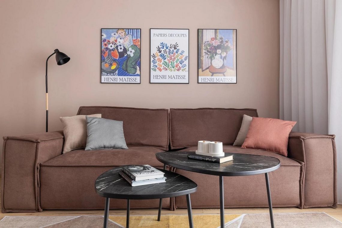 Költségbarát dekoráció és berendezés: diáklánynak berendezett 34 m²-es lakás