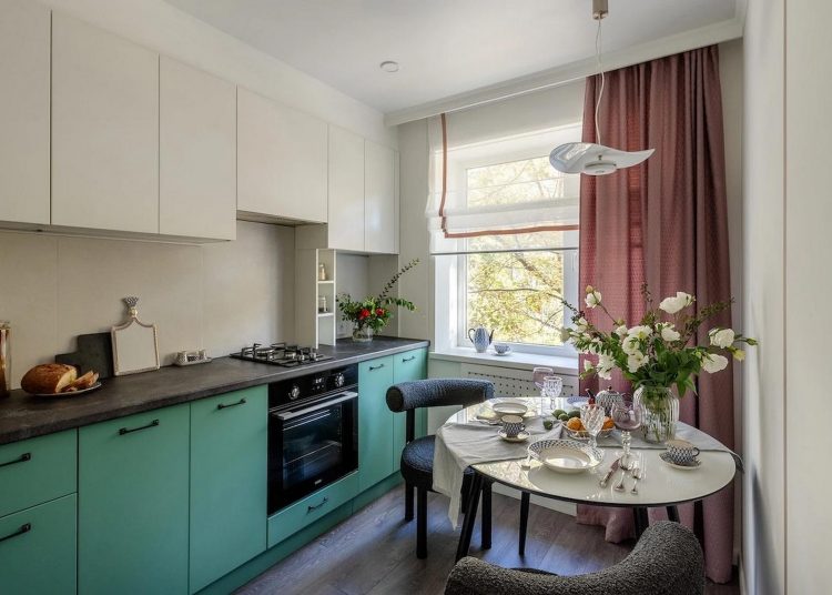 Megújult a családi fészek: szülei lakását újította fel a férfi, átalakításokkal - 52 m²