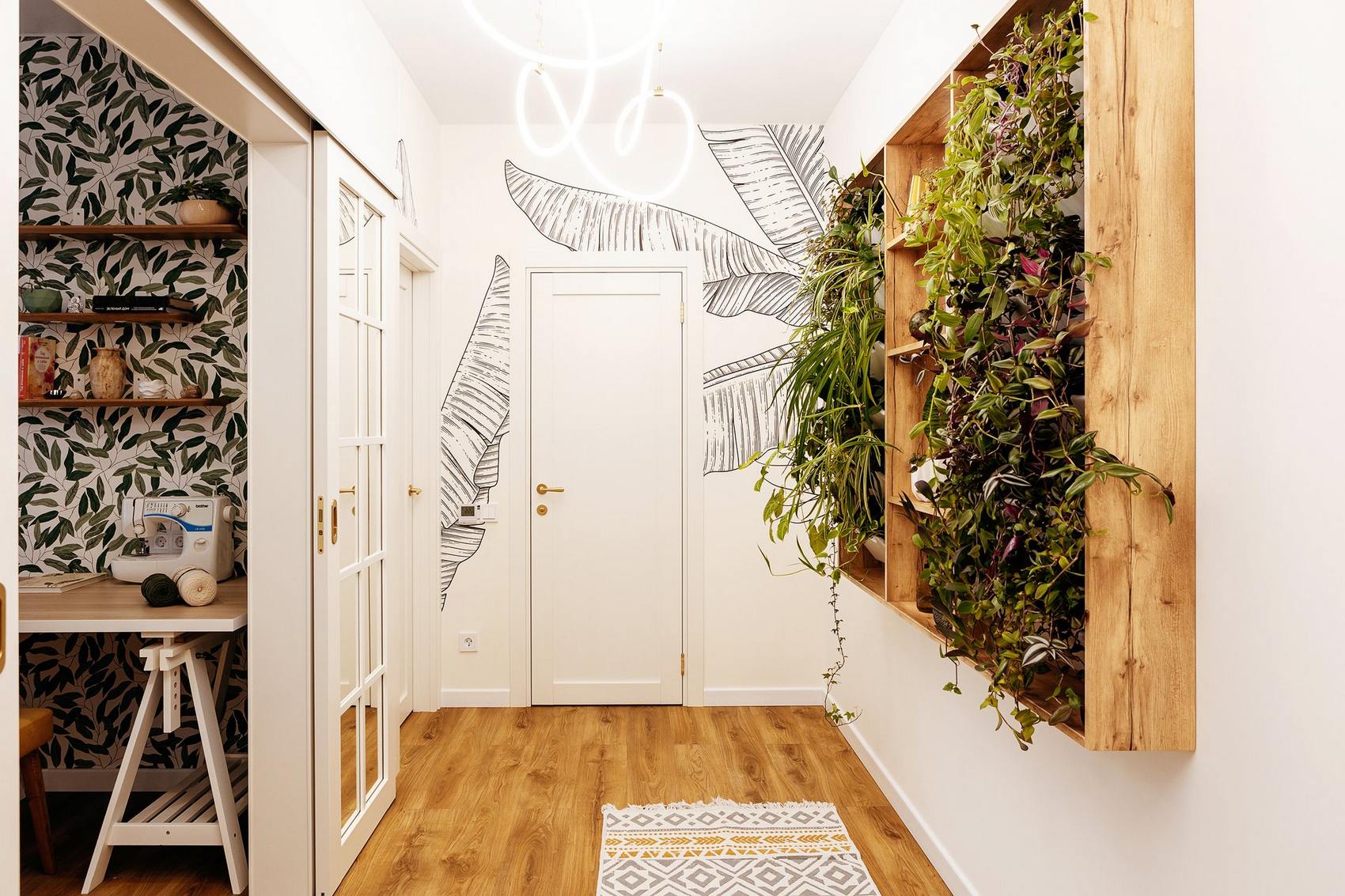 Mint egy nyári kert: család otthona zöld oázis hangulattal 82m2-en