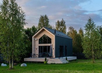 Modern, kompakt nyaraló: pajta-stílus, 60m2