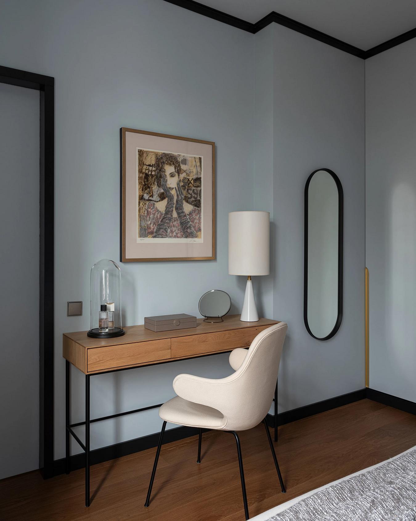 Nő és két lányának otthona, melynek színvilágát egy francia rövidfilm inspirálta Nő és két lányának otthona, melynek színvilágát egy francia rövidfilm inspirálta