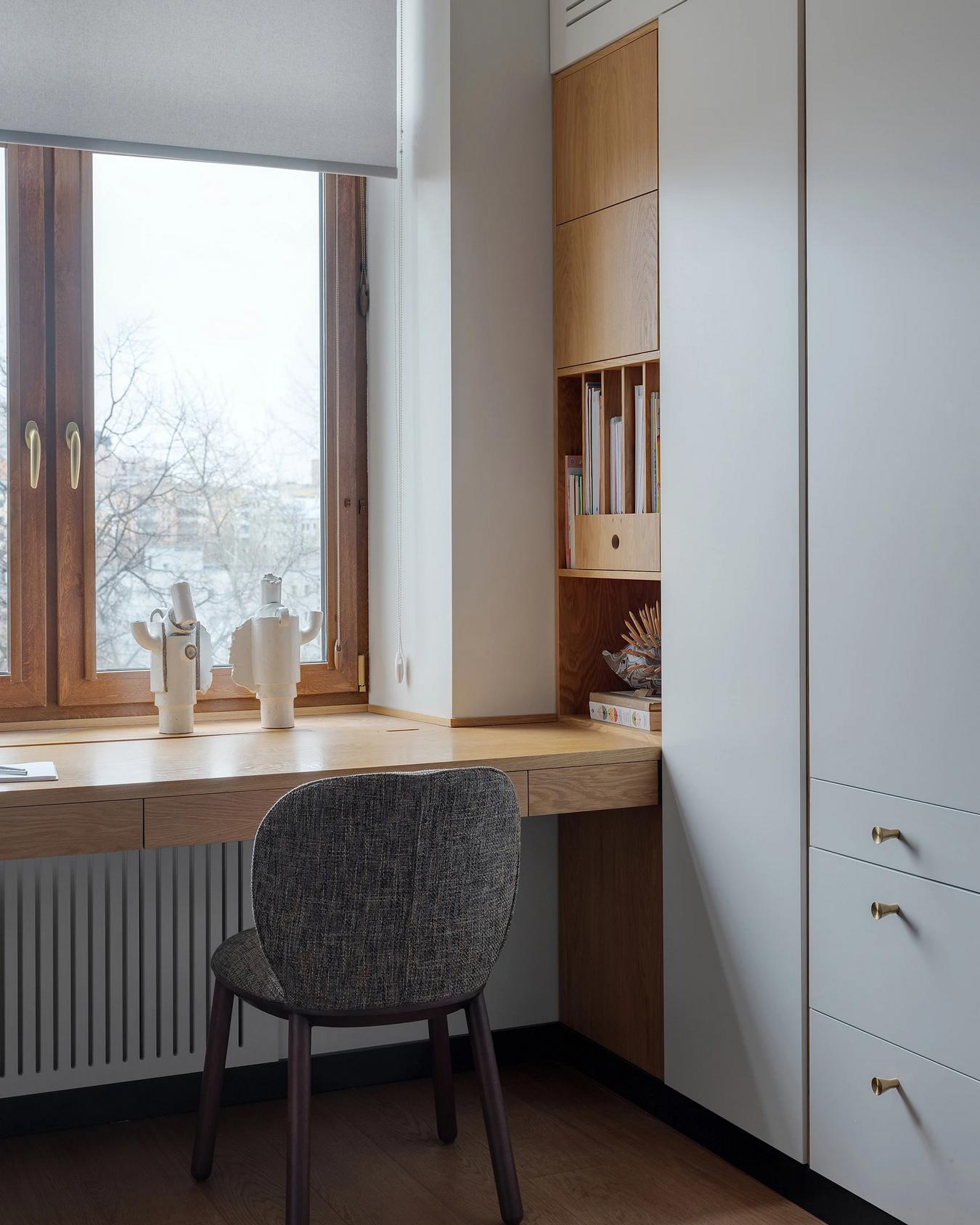 Nő és két lányának otthona, melynek színvilágát egy francia rövidfilm inspirálta Nő és két lányának otthona, melynek színvilágát egy francia rövidfilm inspirálta