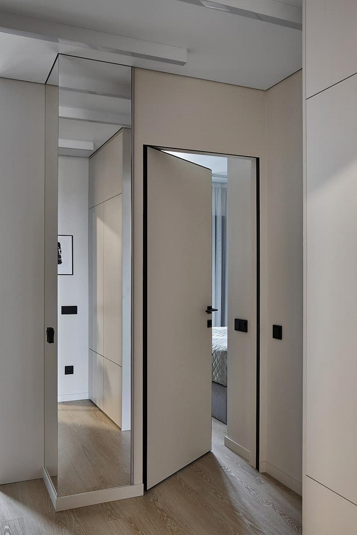 Szigorúság és otthonos melegség kontrasztja egy programozó férfi otthonában Szigorúság és otthonos melegség kontrasztja egy programozó férfi otthonában