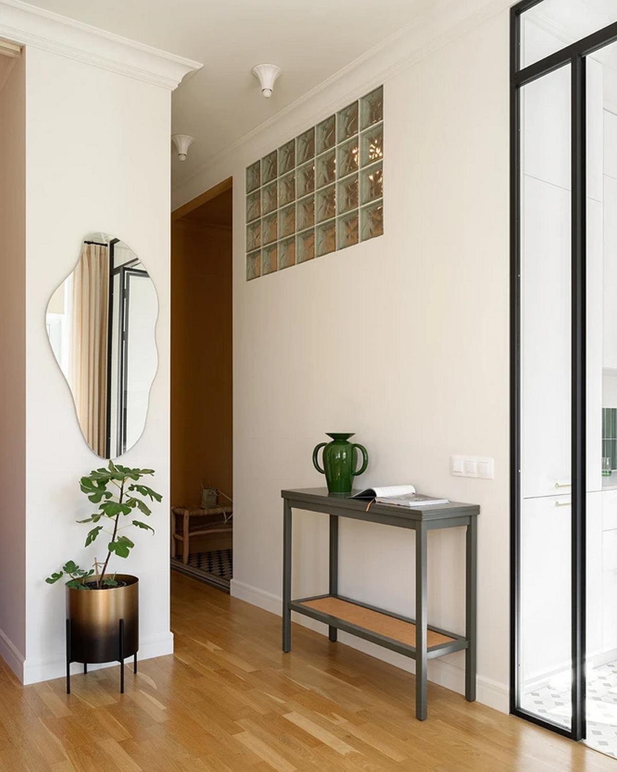 Utoljára a 2000-es évek elején volt felújítva a 37 m²-es lakás