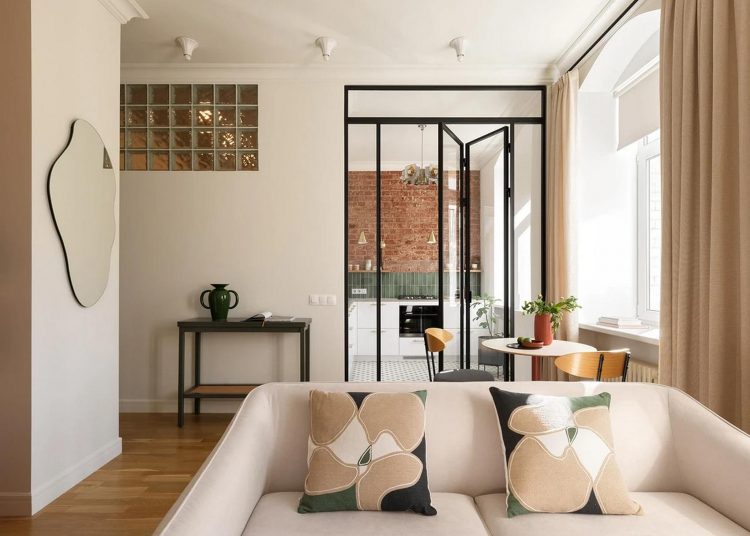 Utoljára a 2000-es évek elején volt felújítva a 37 m²-es lakás