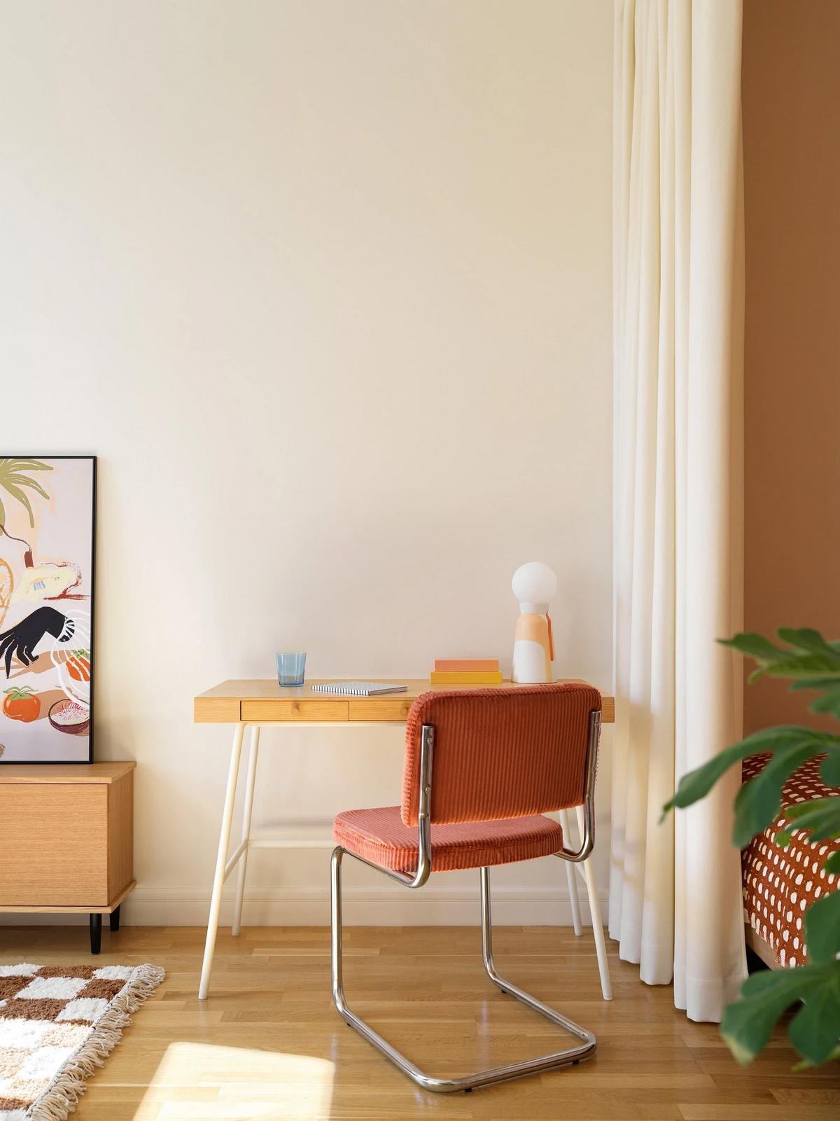 Utoljára a 2000-es évek elején volt felújítva a 37 m²-es lakás