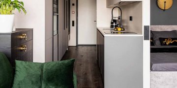 A diáklánynak berendezett mini lakásban ágynak és kanapénak is találtak helyet