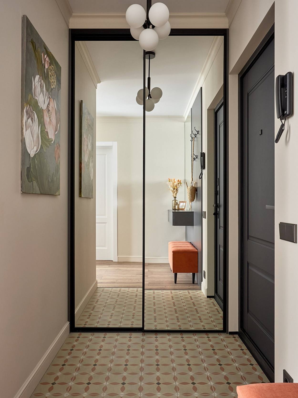 Egyetemista lányuknak rendezték be a szülők a 40 m2-es, egyszobás lakást